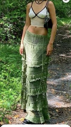 Skirts Patterns, Crochet Midi Skirt, Crochet Maxi Skirt, Beachy Outfits, Mode Hippie, Crochet Midi, Mode Zara