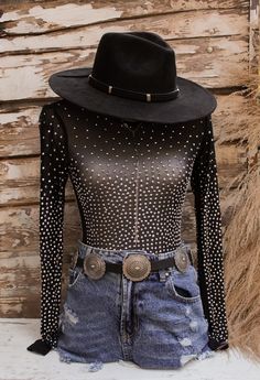 Rhinestone Bodysuit paired with Western belt Vegas In February Outfits, Vegas In February, Western Christmas Party, Neutral Aesthetic Outfits, February Outfits, Nashville Style Outfits, Rhinestone Bodysuit, Nfr Outfits, The Last Ride