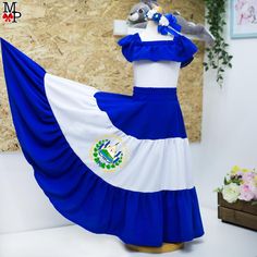 Dress Nicaraguan, Salvadorian and Uruguayan Body, Skirt and hair accesory Salvadorian Dress, Traditional Cotton Costume Dress, Brazil Traditional Dress, Salvador Culture, El Salvador Culture, Folkloric Dress, Body Rock, Body Skirt, Nicaragua