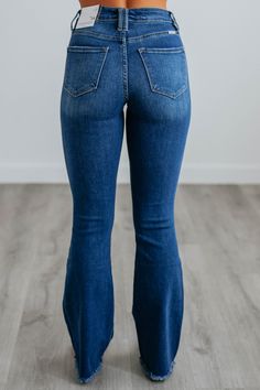 Details: Austin KanCan Jeans High Rise No Distressing Fading/Whiskering Raw Edge Frayed Hems Bootcut Leg Zip Fly Button Closure Good Stretch Available in Dark Wash Rise: 10" Inseam: 31.5" Material: 75% Cotton, 23% Tencel, and 2% Spandex We are recommending true to size! Womens Bootcut Jeans, Kancan Jeans, Comfy Sandals, Stylish Sandals, Teen Clothing, Stylish Boots, Curvy Jeans, Summer Fits, Clothes Style