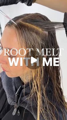 CARLY  ZANONI • Color & Placement Expert For Hairstylists on Instagram: "LET’S ROOT MELT A MONEY PIECE 💸  🔥But first: Comment FRAMEWORK below and I’ll send you the link to watch my FREE masterclass on how I went from winging it with blonding to feeling confident.   Here’s what I do:  👉🏼 apply a demi permanent color that’s the same level (or 1 level lighter) than the natural  👉🏼 tap it on right at the root and don’t drag it down  👉🏼 comb to blend   🎉 I created a brand new course called Foundations of Foiling and in it there’s an entire module on what I call blonding “add ons” and root melting is one of those blonding add ons.   I go in depth about my new FoF course in my FREE masterclass where I also talk about how I went from feeling terrified and anxious about blonding to feeling Brown Root Stretch To Blonde, Light Brown Root Melt To Blonde, How To Root Melt Hair At Home, Highlights With A Root Smudge, Shadow Root Technique, Root Melt How To, Fall Root Melt Hair, How To Dye Your Roots At Home, How To Color Money Piece