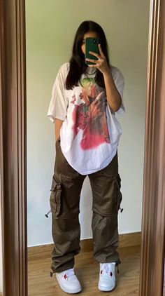 Surfergirl Style, Baggy Outfit Ideas, Cargo Pants Outfit, Baggy Clothes, Neue Outfits, Tomboy Outfits, Looks Street Style