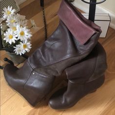 These Leather Suede Tall Boots From Ugg Is Great With A Pair Of Jeans Or With A Dress. Burgundy Color And Very Soft. These Boots Have Only Been Worn A Few Time So They Are Like New Ugg Boots Wedge, Ugg Shoes, Burgundy Color, Wedge Boots, Womens Uggs, Tall Boots, Shoes Heels Boots, Heeled Boots, Shoes Women Heels