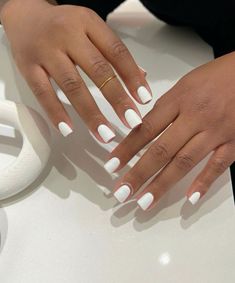 Nails Inspo 2024 Short, Clean Girl Nails Black Women, White Overlay Nails, Short White Nails Ideas, White Nails Black Women, Short Milky White Nails, White Nails Short, Gel On Natural Nails, Gel Overlay Nails