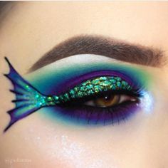 Get into this gorgeous mermaid tail by @giuliannaa! She used #sugarpill Mochi, Poison Plum and Ice Angel eyeshadows Ice Angel, Sea Costume, Carnival Makeup, Sugarpill Cosmetics, Mermaid Halloween, Diy Kosmetik, Mermaid Makeup, Best Party, Fx Makeup