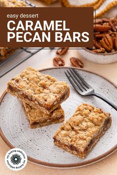 Caramel Pecan Bars | My Baking Addiction Caramel Pecan Bars, Delicious Cookies Homemade, Pecan Bars, Gooey Caramel, Caramel Desserts, Caramel Bars, Cookie Recipes Homemade, Caramel Pecan, Vanilla Chocolate