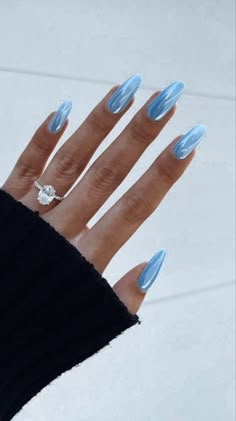 Blue Gel Chrome Nails, Light Blue Chrome Nails Coffin, Denim Chrome Nails, Blue Halo Nails, Light Blue Holographic Nails, Blue Nails Holographic, Blue Acrilyc Nails, Blue Monochrome Nails, Frosty Blue Nails