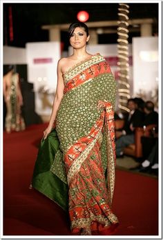 green saree Desi Fusion, India Wedding, Latest Bridal Dresses, Indian Bridal Wear, Ghagra Choli, South Asian