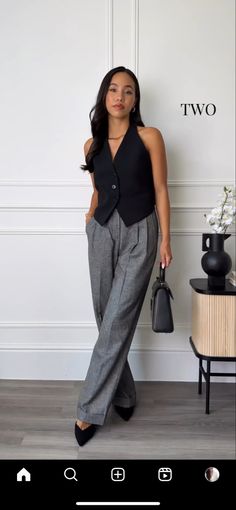 Corporate Fashion Office Chic, Grey Dress Pants Outfit, Diy Fashion Scarf, Womens Professional Fashion, Look Office, Corporate Fashion