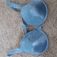 Beautiful Kernerly Padded Pushup Bra W Really Nice Blue Lace And It's In Perfect Condition. Never Worn. It Was Bought Thinking It Was A 36d And It Is A 34 C.So It's In Brand New Condition. Very Nice Bra. Elegant Stretch Blue Bra, Elegant Light Blue Bra With Padded Cups, Elegant Light Blue Padded Bra, Elegant Blue Stretch Bra, Blue Stretch Bra With Removable Pads, Stretch Underwire Bra In Light Blue, Light Blue Stretch Underwire Bra, Lace Push-up Bra, Light Blue Push-up Bra