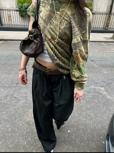 #aesthetic #aesthetictumblr #womens Real Tree Camo Outfit, Real Tree Pants Outfit, Camo Outfit, Printed Pants Outfits, Festival Fits, Real Tree Camo, Camo Outfits, Camo Fashion, Real Tree