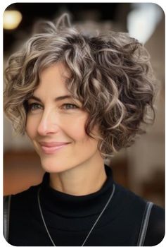 Pelo Bob Ondulado, Volume Hairstyles, Short Curly Hairstyles For Women, Short Wavy Haircuts, Natural Curly Hair Cuts, Grey Curly Hair, Short Curly Hairstyles, Curly Hair Photos, Hairstyles Natural