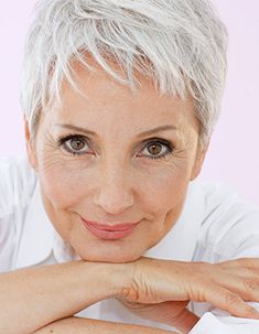 Модель: Габриэла Р. - 2320016 Woman With White Hair, Makeup Zombie, Shampoo For Gray Hair, Short White Hair, Pixie Haircuts