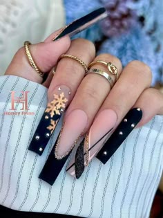 Unghie Sfumate, Winter Nails Acrylic, Long Acrylic Nails Coffin, Acrylic Nails Coffin Pink, Christmas Nails Acrylic, Long Square Acrylic Nails, Bling Acrylic Nails, Acrylic Nails Coffin Short, New Year's Nails