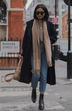 Simple Fall Outfits, Scarf Outfit, Winter Outfits Cold, Trendy Fall Outfits, Winter Outfits For Work, Mode Inspo, Casual Winter Outfits, Lifestyle Fashion