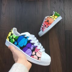 Artsy Shoes, Painted Clothes Diy, Tenis Vans