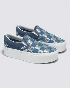 Classic Slip-On Stackform Shoe Distressed Textiles, Checkerboard Outfit, Platform Aesthetic, Blue Platforms, Platforms Aesthetic, Wall Style, Platform Vans, Vans Store, Platform Shoe