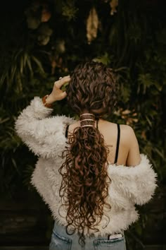 Long Summer Hair, Curly Hair Specialist, Curly Hair Salon, Curly Hair Accessories, Family Aesthetic, Curly Hair Photos, Hair Specialist, Beautiful Curly Hair, Curly Hair Inspiration