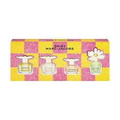 Marc Jacobs Daisy 4 Piece Miniature Coffret Gift Set For Women Size: Set Contains Daisy Eau De Toilette 0.13oz/4 ml, Daisy Love 0.13oz/4ml, Daisy Eau So Fresh Eau De Toilette 0.13oz/4ml, Daisy Wild Eau De Parfum 0.13oz/4ml. Ulta Holiday Gift Sets, Hobby Lobby Gifts, Sephora Mini Perfume, Marc Jacob’s Perfume, Holiday Beauty Packaging, Gifts Under $10, Mini Perfume Collection, Christmas Gift Sister, Mini Perfumes