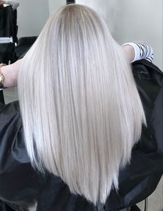 White Grey Blonde Hair, Blonde Highlights Silver, Blond Hair Platinum, Cool Ice Blonde Hair Color, White Silver Blonde Hair, Ice White Blonde Hair, Bright Silver Blonde Hair, Balayage Hair White Blonde, Platinum Blonde Heavy Highlights