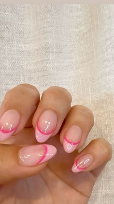 Light & Hot Pink Nails 💗 Nail Inspired Pink, Light Pink Nail Designs Simple, Nail Ideas Teenage Girl, Easy Begginer Nails, Easy But Cute Nail Designs, Pink Easy Nails, Teen Girl Nail Ideas, Cute Nail Ideas French Tips, Easy Preppy Nails