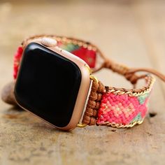 Apple Watch Bracelet, Apple Watch Wristbands, Apple Watch Bracelets, Trendy Watches, Bohemia Style, Bracelet Apple Watch, New Apple Watch, Apple Watch Faces, Watch Bracelet