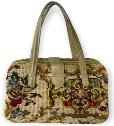 Vintage Tapestry Bag For Everyday, Carpet Bag Purse, Vintage Carpet Bag, Vintage Tapestry Bag With Double Handles, Formal Vintage Tapestry Bag, Tapestry Handbags, Carpet Bag, Vintage Accessories, Needlepoint