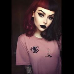 marissa martens Goth Make Up, Split Dyed Hair, Gorgeous Hair Color, Goth Beauty, Vintage Horror, Rock Shirts, Cool Hair Color, Dream Hair, Hair Colour