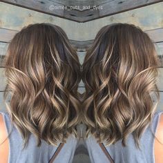 Ash Brown Balayage Wavy Hair Shoulder Length Balayage, Wavy Hairstyles Medium, Brown Balayage, Medium Length Hair Cuts, Brunette Hair Color, Blonde Highlights