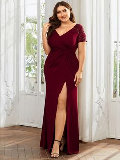 This stunning plus size mother of the bride dress 2024 will make heads turn with its dramatic plunging v-neck and high front side slit, exposing the heels of choice. The pleating around the waist accentuates the body in style. Sparkling sequins on the short cap sleeves offer the perfect amount of luxe detail. Fit: Please refer to size chart. Length: Floor length. Sleeve Style: Short sleeves. Closure: It is concealed a zipper up the back. Undergarments: It is not padded, with lining. Fabric:The garment comprises sequin. Stretch: Fabric is high stretch. Occasion: Sexy mother of the bride, Mature bodycon dress, Wedding dress attire, Red carpet dress, Special event formal dress, Bodycon formal dress, Floor-length sexy dress. Sukienki Plus Size, Bodycon Dress Formal, Sparkly Prom Dresses, Floral Prom Dresses, Mother Wedding Dress, Dress Attire, Ever Pretty, Evening Dresses Plus Size, Evening Dresses For Weddings