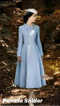 Plain Skater Dress, Gaun Abad Pertengahan, Women Dresses Classy, Royal Outfits, Muslim Fashion Outfits, Mode Vintage, Classy Dress