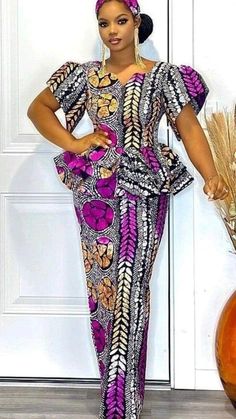 Ankara Skirt And Blouse Styles, Ankara Outfits, Mother Africa, Classy Short Dresses, Ankara Short Gown Styles, Classy Gowns, Ankara Gown