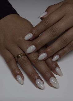 #nails2024 #chic #tendance #inspiration Nails For Darker Skin Tone, Almond White Nails, Demure Nails, Milky White Almond Nails, Classy Almond Nails, Elegant Touch Nails, Natural Nails Manicure, Subtle Nails, Simple Gel Nails