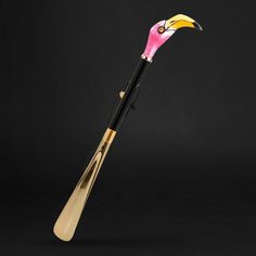 Pink Flamingo Shoe Horn Flamingo Shoes, Grace Symbol, Vintage Style Shoes, Natural Accessories, Cute Bulldogs, Shoe Horn, Shoes Handmade, Wooden Shoes, Functional Accessories