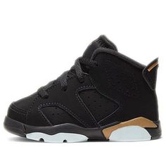 Best gifts for newborns/babies! (AJ6/SNKR) Batman Bebe, 3rd Child, Gifts For Newborns, Retro 6, Jordan Retro 6, Air Jordan 6 Retro, Nike Air Jordan 6, British Khaki, Jordan 6 Retro