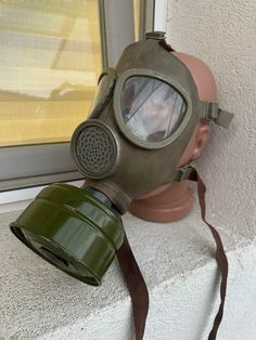 Vintage Military Gas Mask Czech Republic 1950 New Rare Unique Solder Equipment New and never used.  Very Rare Gas Masks, Moving Pictures, Gas Mask, Vintage Military, Soldering, Czech Republic, Bulgaria, Mask, Etsy Uk