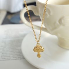 Surprise the person you love with the perfect gift! Perfect for birthdays, anniversaries, or as a "just because" gift for that special person in your life. Mushroom Pendant, Y2k Necklace, 18k Gold Necklace, Cute Strawberry, Gold Necklace Women, Just Because Gifts, Cheap Jewelry, Pendant Design, Minimalist Necklace