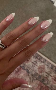 Pearl Nails With Black Tips, French Crome Nails Design Almond, Holographic Nails French Tip, Holographic French Tip, French Tip Chrome Nails, Paznokcie Hello Kitty, White Chrome Nails, Hoco Nails, Kutek Disney