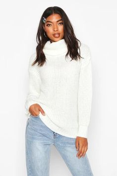 Keep warm in style with VeV Universe range of jumpers and sweaters, including cable knits, oversized and cropped jumpers. Browse all our styles and get yours now! Oversized Black Sweater, Jumper Outfit, Pull Oversize, Oversized Turtleneck Sweater, Slouchy Style, Latest Sweater, Animal Motifs, White Turtleneck, Oversized Jumper