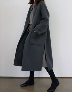 Fall Fashion Coats, Inspiration Mode, Looks Style, Minimal Fashion, Fashion Photo, Look Fashion, Fall Fashion, Minimalist Fashion