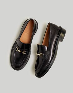 The Vernon Bit Hardware Loafer in Leather Madewell Loafers, Classy Yet Trendy, Loafers Outfit, Best Walking Shoes, Madewell Shoes, Black Leather Loafers, Black Loafers, Fashion Essentials, Stacked Heel