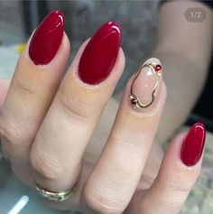 Short Red Nails, Short Oval Nails, Gel Nail Art Designs, Subtle Nails, Fancy Nails Designs, Nails Now, Soft Nails, Bling Acrylic Nails, December 12