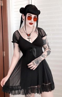 Summer Vampire, Ropa Dark, Dark Dresses, Vampire Outfit, Goth Stuff, Vampire Clothes, Gothic Chic, Outfit 2023, Summer Goth