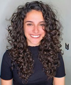 Layered Curly Haircuts, Long Curly Hairstyles, Curly Haircut, Curly Hair Inspiration