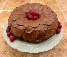 Pound Cake Bundt, Chocolate Butter Cream Frosting, Cake Bundt, Butter Cream Frosting, Chocolate Pound Cake, Fresh Raspberries, Cream Frosting, Buttercream Frosting