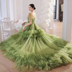 Elegant Off-Shoulder Tulle Ball Gown Evening Dress Formal Dresses Tulle, Sage Green Prom Dress, Prom Dress Green, Tulle Long Prom Dress, Long Formal Dresses, Tulle Balls, Dresses Tulle, Green Tulle, Tulle Sleeves