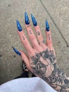 Witchy Nails, Goth Nails, Stiletto Nails Designs, Oval Nails, Manicure Y Pedicure, Funky Nails, Pretty Acrylic Nails, Dope Nails, Creative Nails