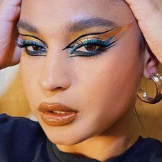 Bold Eyeliner Looks, Leopard Makeup Halloween, Cyberpunk Makeup, Leopard Makeup, Haus Laboratories