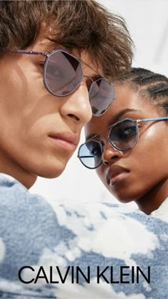 Iconic eyewear for her and him. Sunglasses Shoot, Edgy Sunglasses, Mode Poses, Summer Calvin, Eyewear Campaign, Her And Him