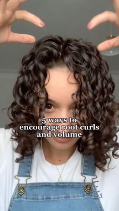 ⭐️Check out my highlights for more tips! Okay, maybe this is a bit dramatic 😂 but sometimes even some subtle changes to your routine can … | Instagram Haircuts For Fine Curly Hair, Short Wavy Curly Hair, Curly Hair Techniques, Gel Curly Hair, Undercut Curly Hair, Long Curly Haircuts, Hair Bling, Cute Prom Hairstyles, Fine Curly Hair